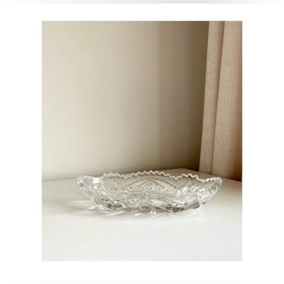 Vintage Crystal Trinket Dish - Picture 3 of 4